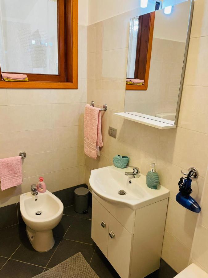 Apartmán Casa Dei Fiori 3 Somma Lombardo Exteriér fotografie